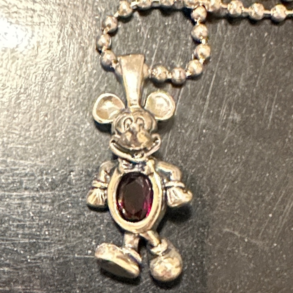 VINTAGE WALT DISNEY GARNET GEMSTONE MICKEY MOUSE STERLING PENDANT NECKLACE
